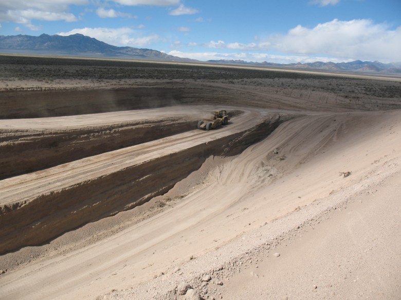Earth-moving equipment excavates a pit at the land art
installation known as City. © Michael Heizer. Courtesy of Triple Aught Foundation.
